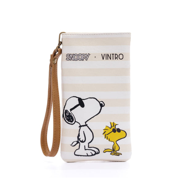 ESTUCHE DE GAFAS O CELULAR PARA MUJER SNOOPY FRANJAS CON PULSERA Y BROCHE